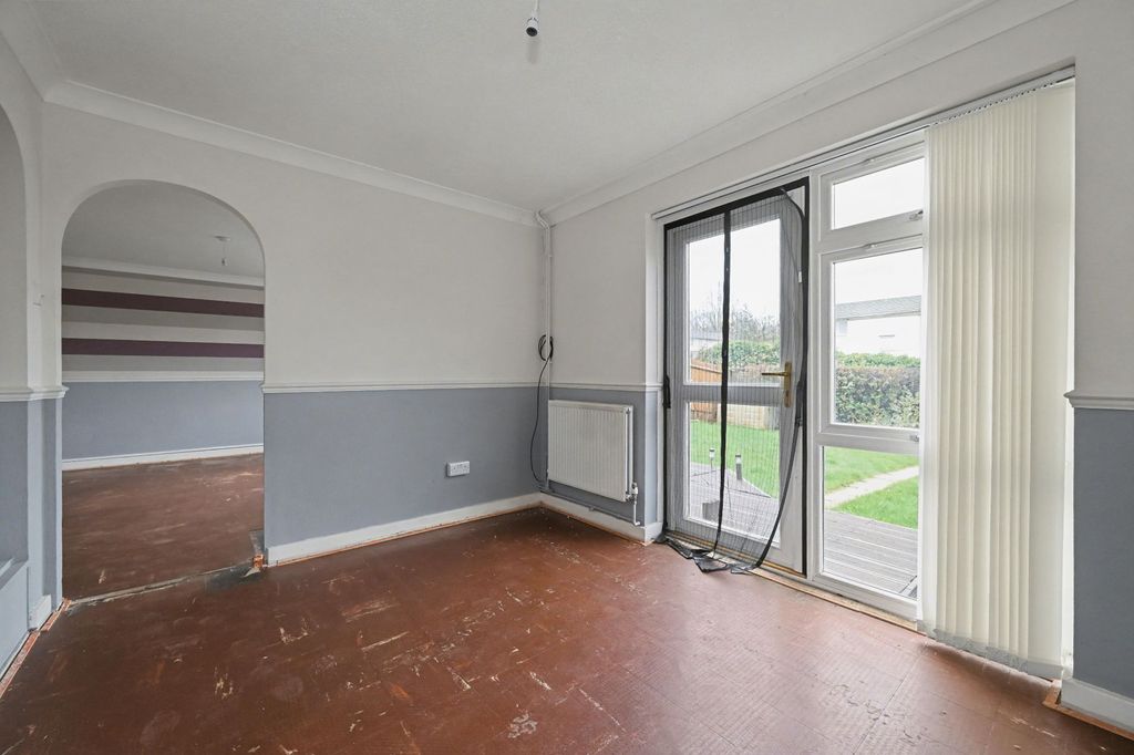 Property photo 3 of 18 54 Fountains Garth, Bracknell, Rg12 7Rh