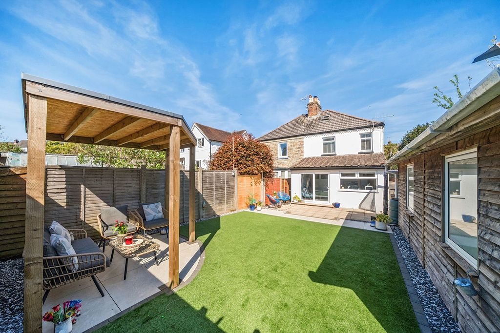 Property photo 2 of 13