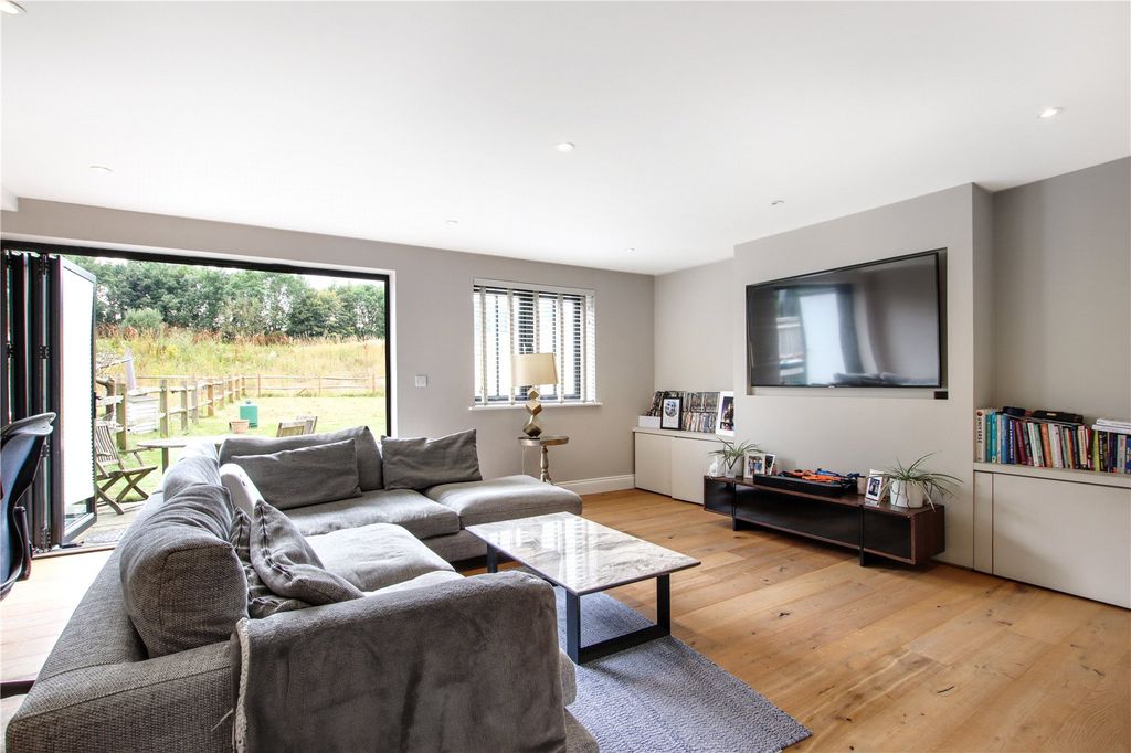 Property photo 1 of 15 Picture No. 69