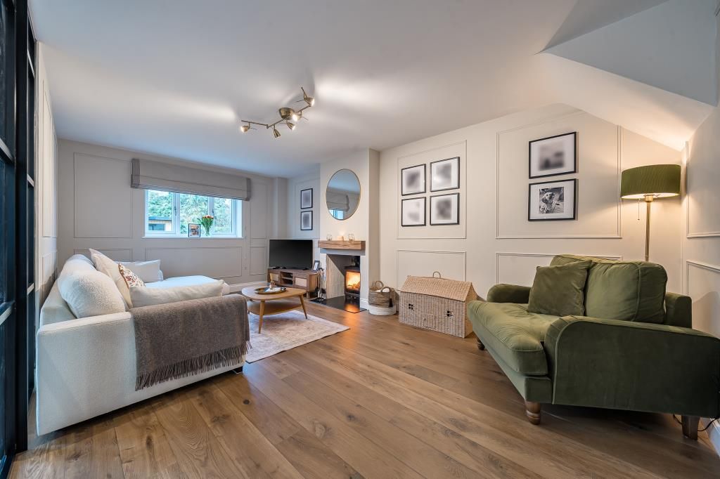 Property photo 3 of 20 Reception