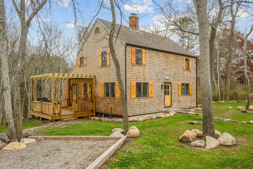 Property photo 1 of 20