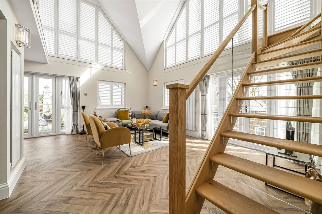 Property photo 2 of 17 Picture No. 49