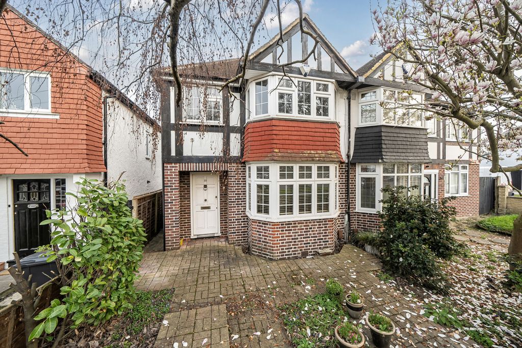 Property photo 1 of 20 1431252-17-69c170...