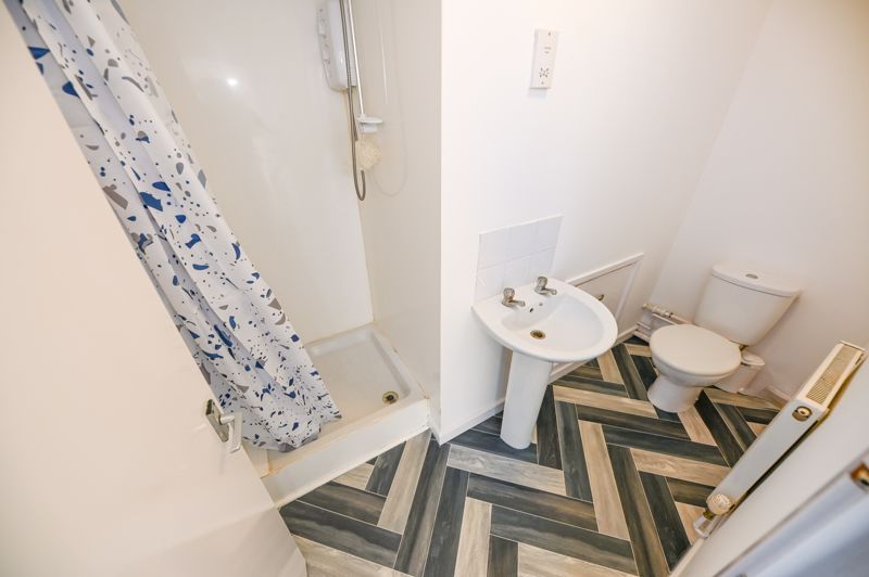 Property photo 2 of 5 Photo 5