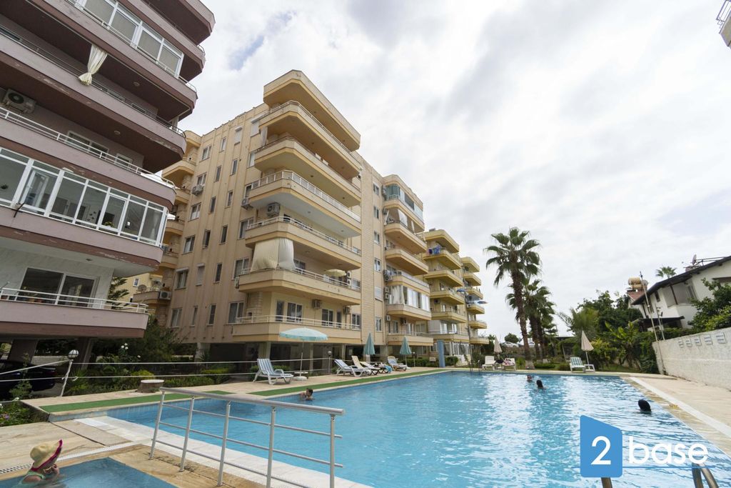 Property photo 2 of 29