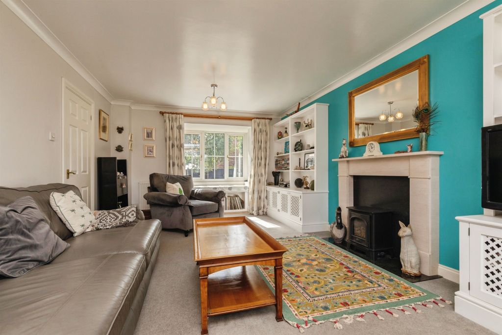 Property photo 2 of 26