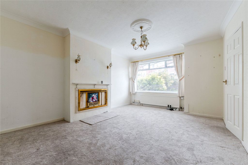 Property photo 2 of 12 Living Room