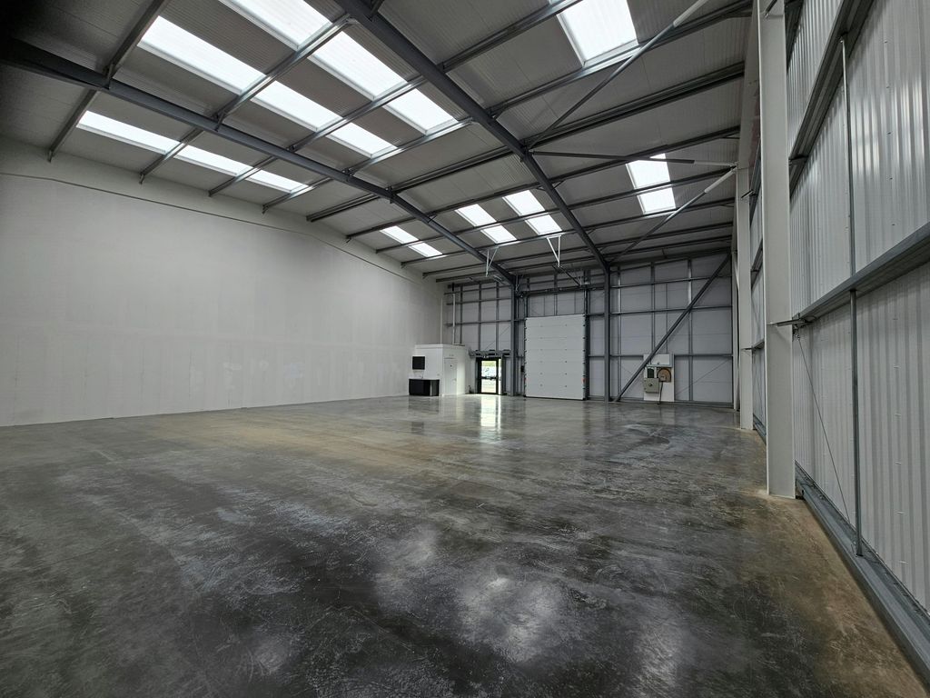 Property photo 3 of 9 5A Internal A.Jpg