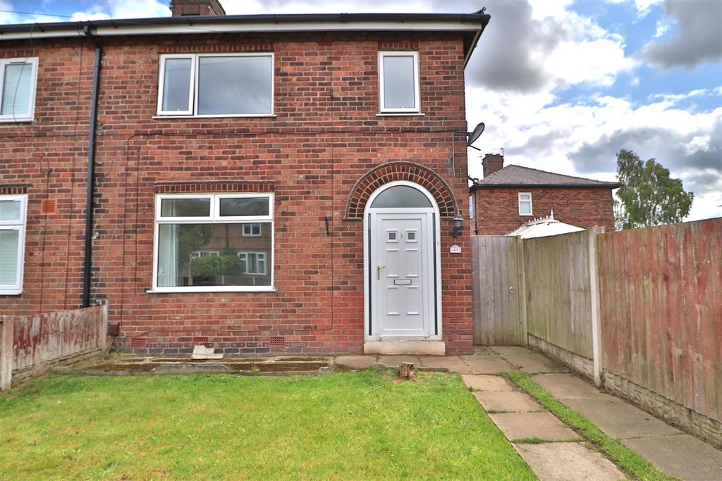 Property photo 1 of 15 External