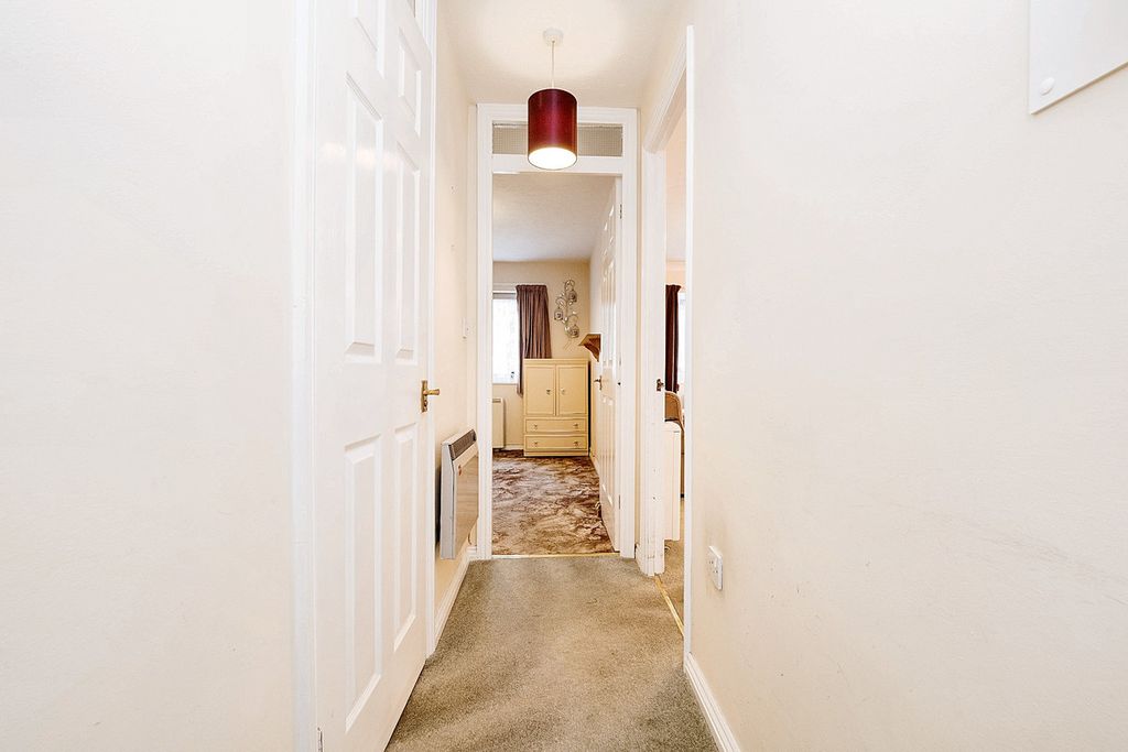 Property photo 3 of 15