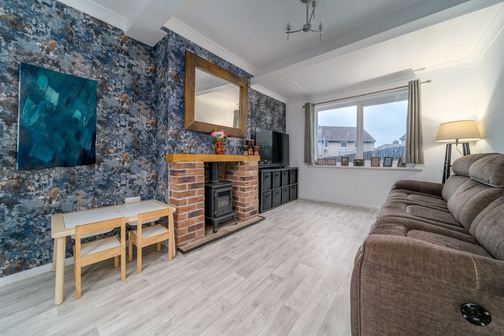 Property photo 3 of 32 Photo 3