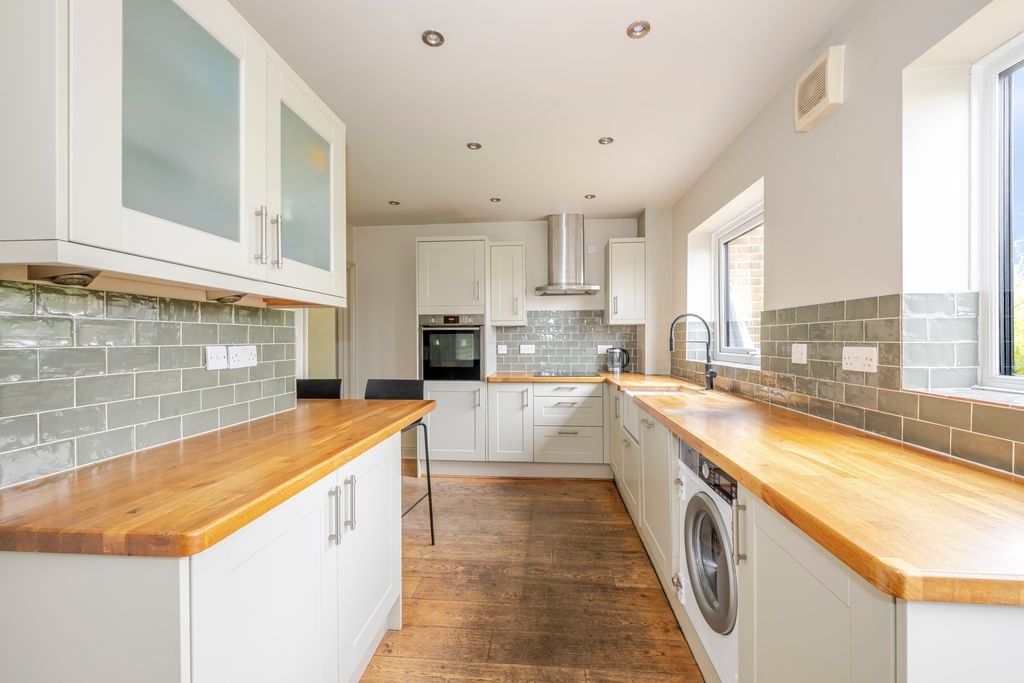 Property photo 2 of 15 Photo 3