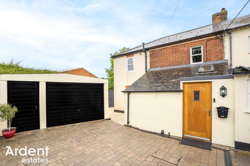 Property photo 1 of 29