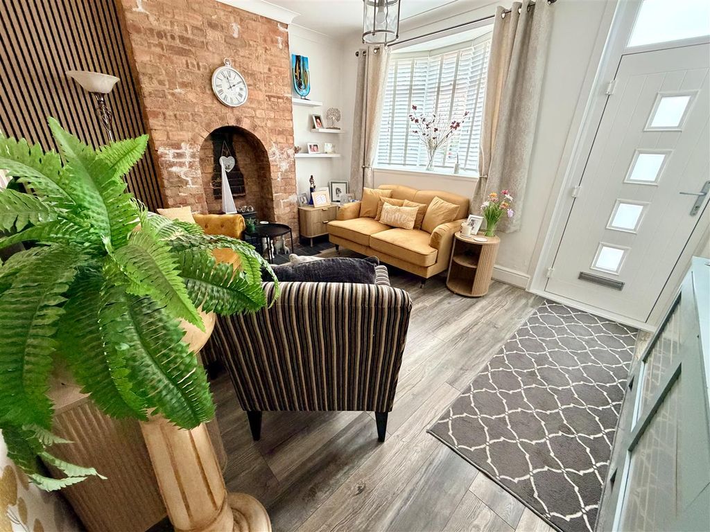 Property photo 2 of 16 Img_1573.Jpeg