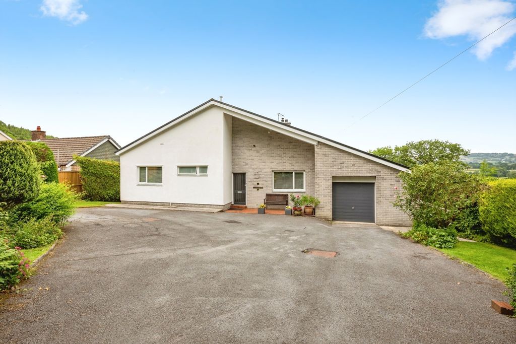 Property photo 1 of 32 Photo