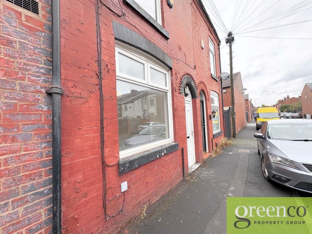 Property photo 2 of 26