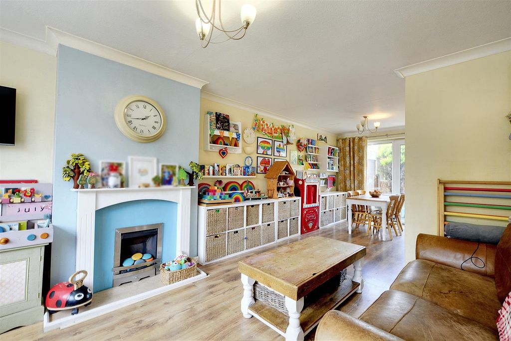 Property photo 3 of 27 Open Plan Lounge Dining Room