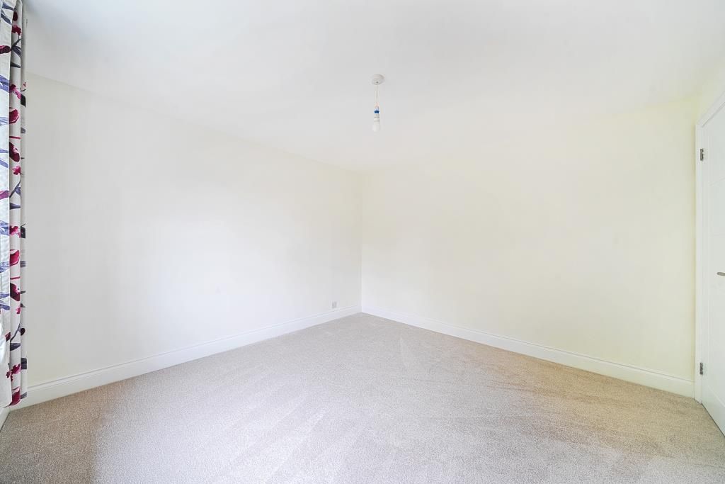 Property photo 3 of 18 Bedroom