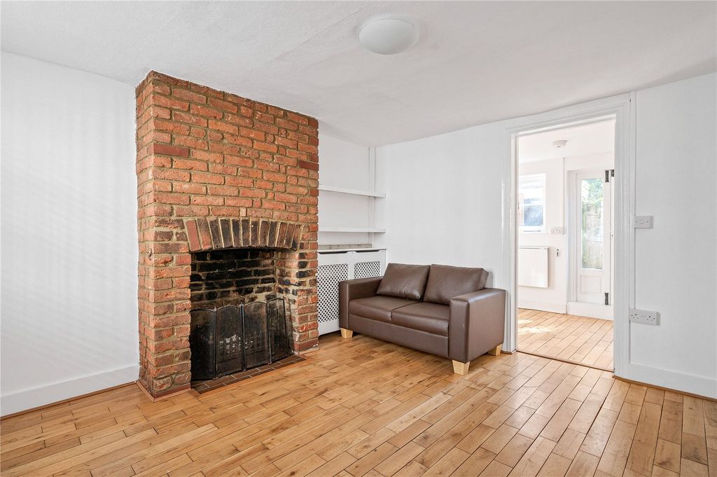 Property photo 2 of 8 Picture No. 26