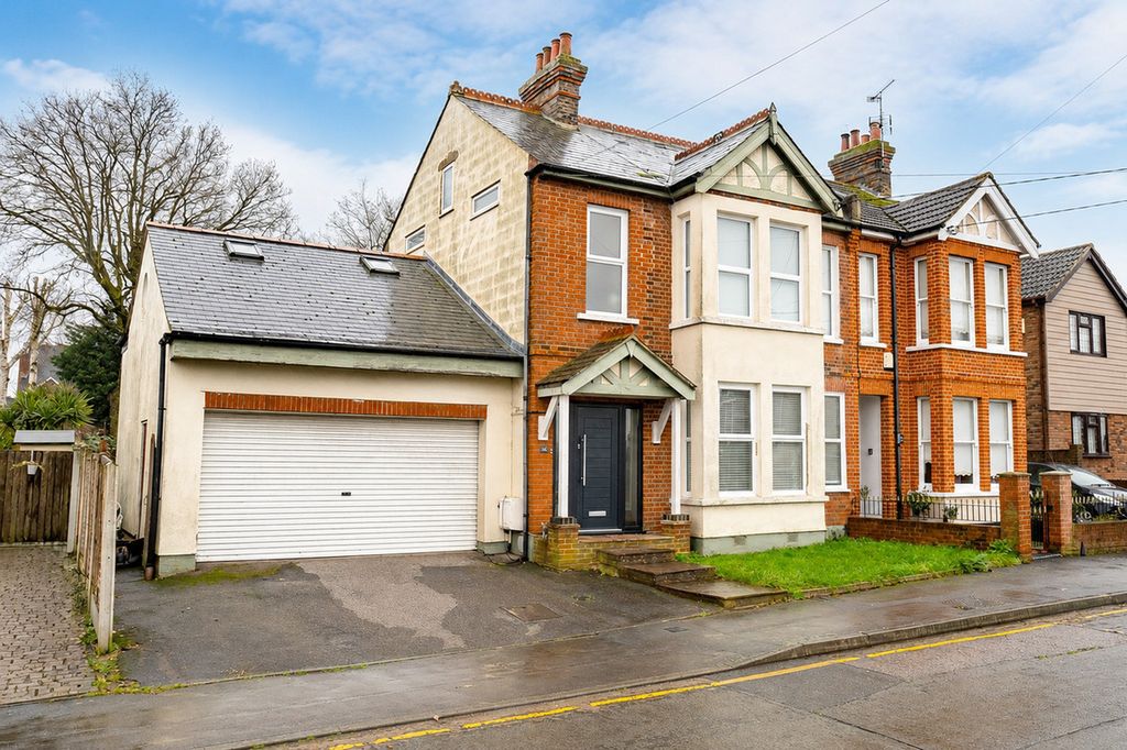 Property photo 1 of 37