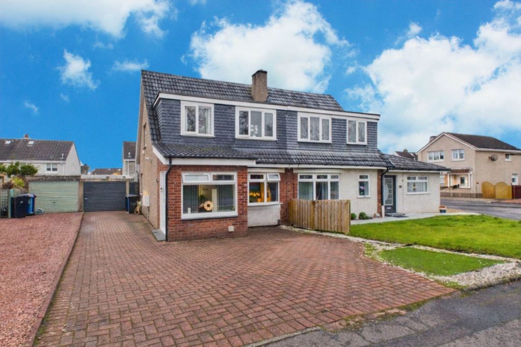 Property photo 1 of 25