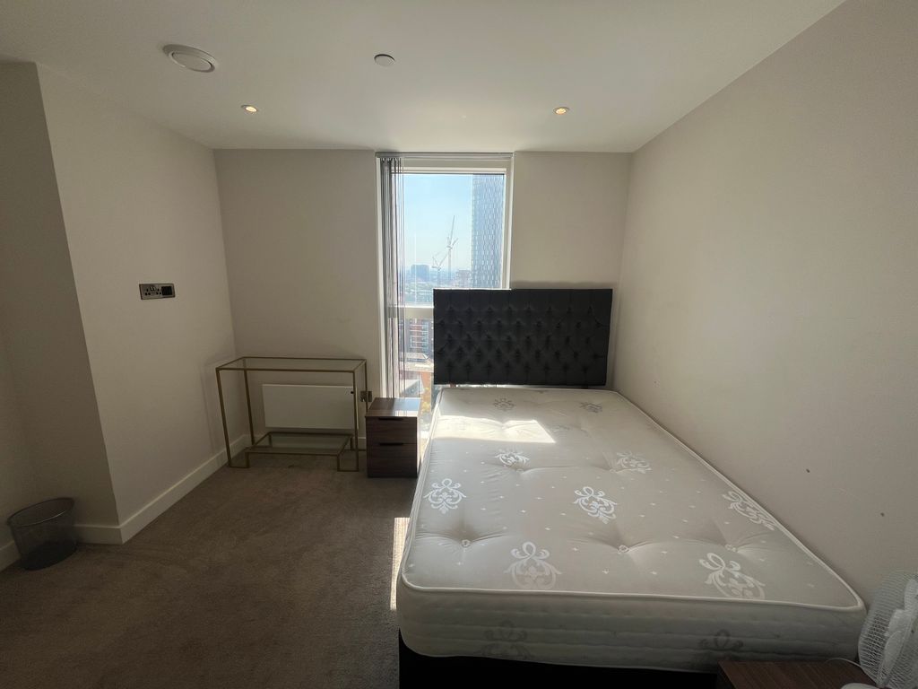 Property photo 1 of 25