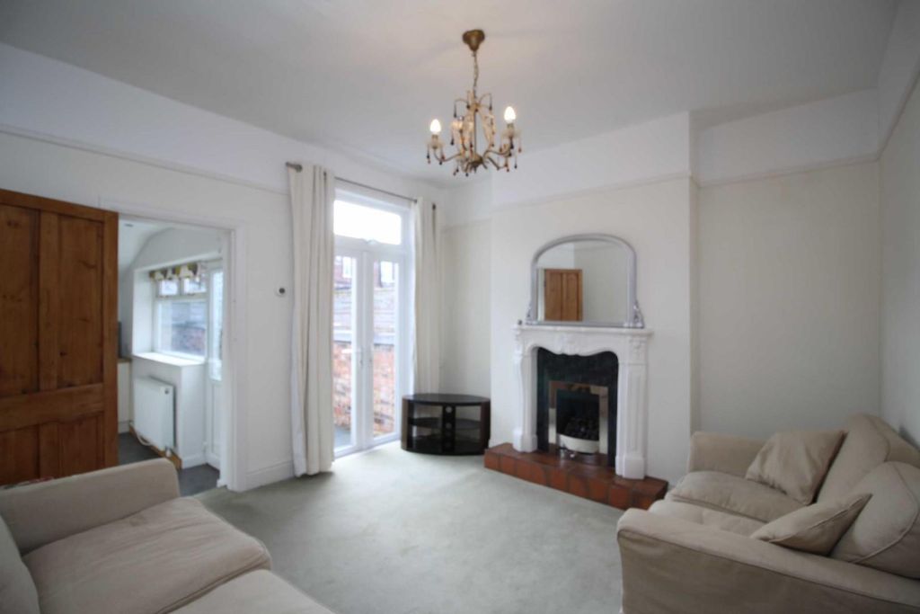 Property photo 2 of 14