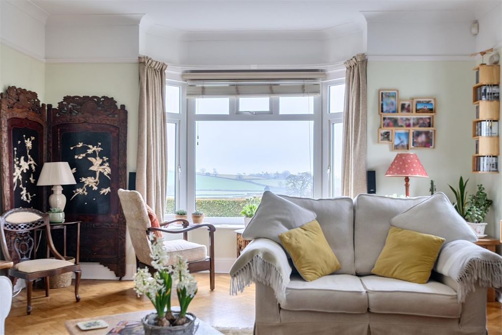 Property photo 3 of 23 1407541-7-6985Bcd138637.Jpg