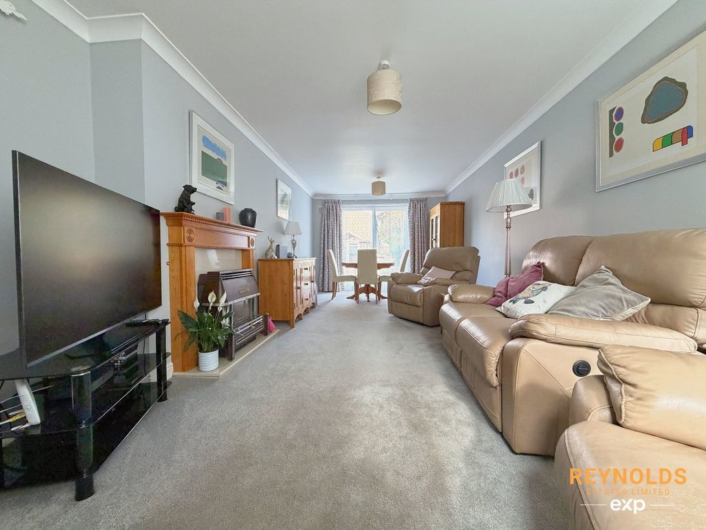 Property photo 3 of 15