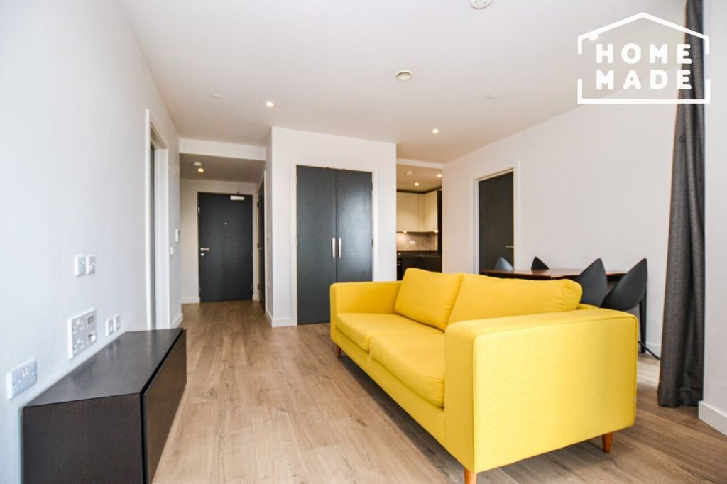 Property photo 2 of 9 3B2495c5Fad5A47c9083F544Deba