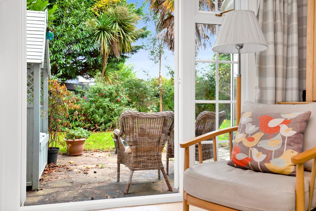 Property photo 3 of 34