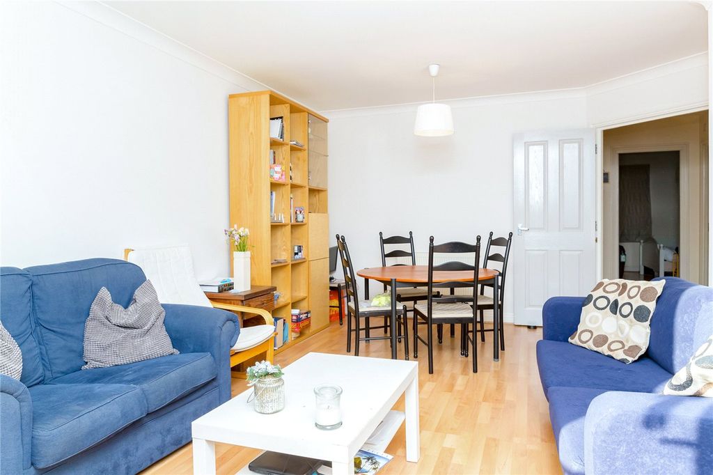 Property photo 1 of 11 Picture No. 10