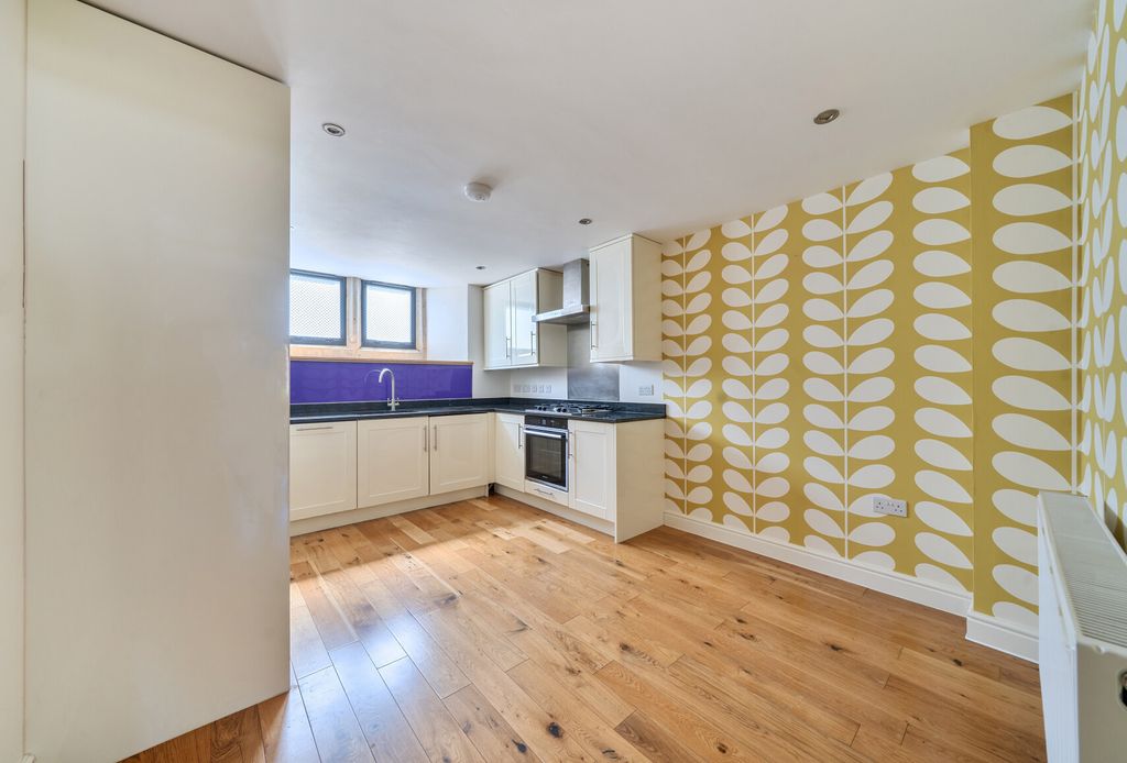 Property photo 3 of 19 1486991-17-6A47cc...