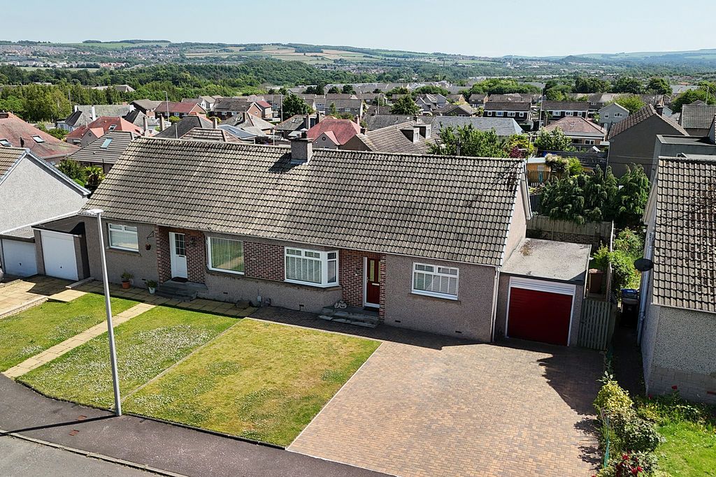 Property photo 1 of 29 External