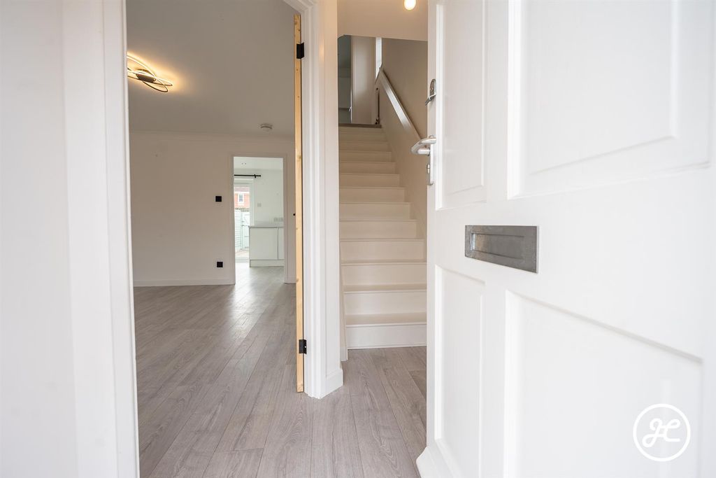 Property photo 2 of 13 Dsc02908.Jpg