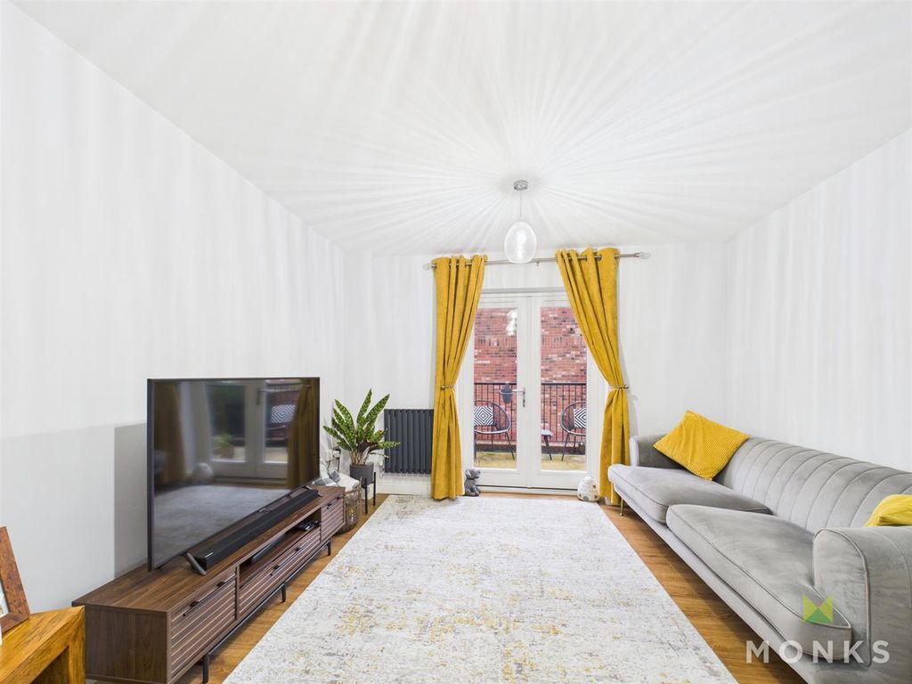 Property photo 2 of 16 Cam05160G0-Pr0053-Still026.Jpg