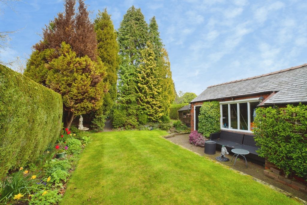 Property photo 3 of 36 Pbox-Img.Jpg