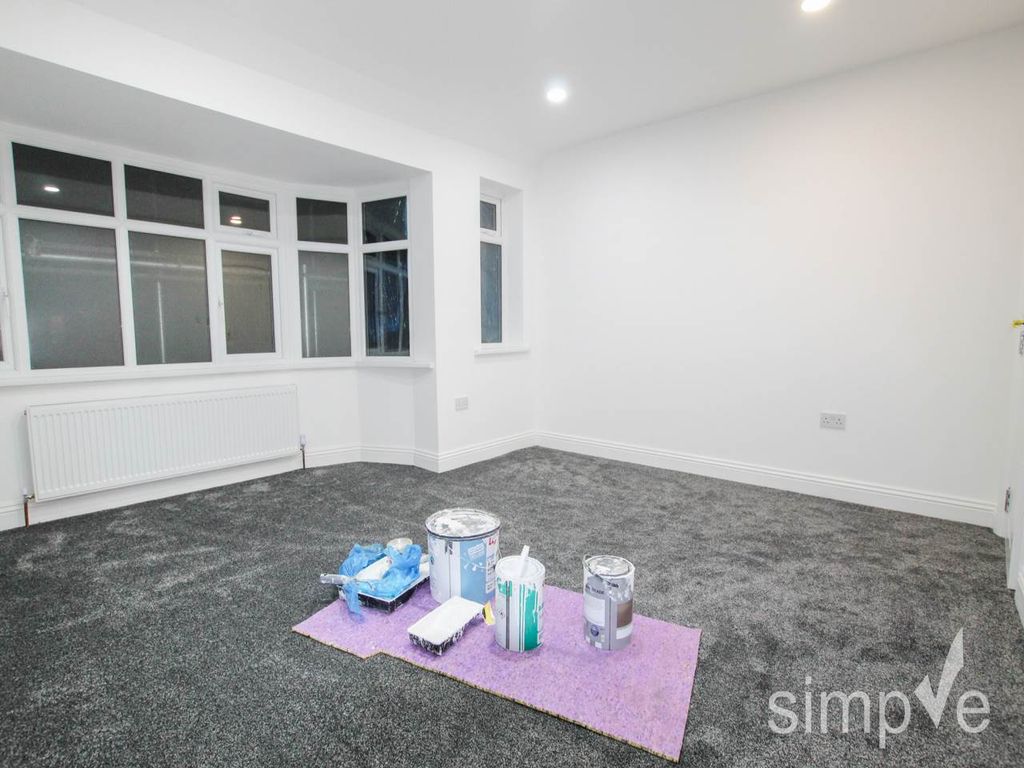 Property photo 3 of 8 Img_7274