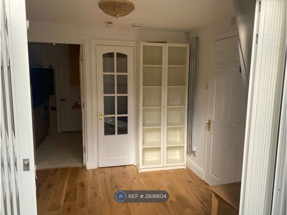 Property photo 3 of 15 Living Room