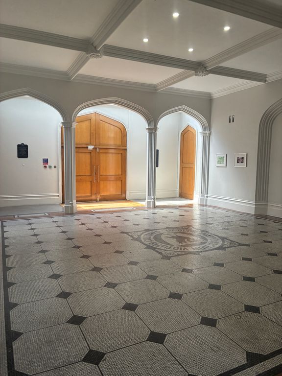 Property photo 2 of 2 Main Entrance
