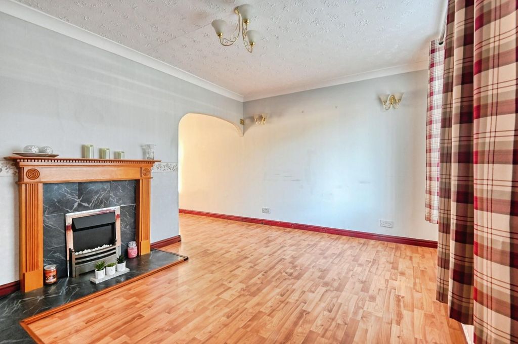 Property photo 3 of 25 51Mor19.Jpg