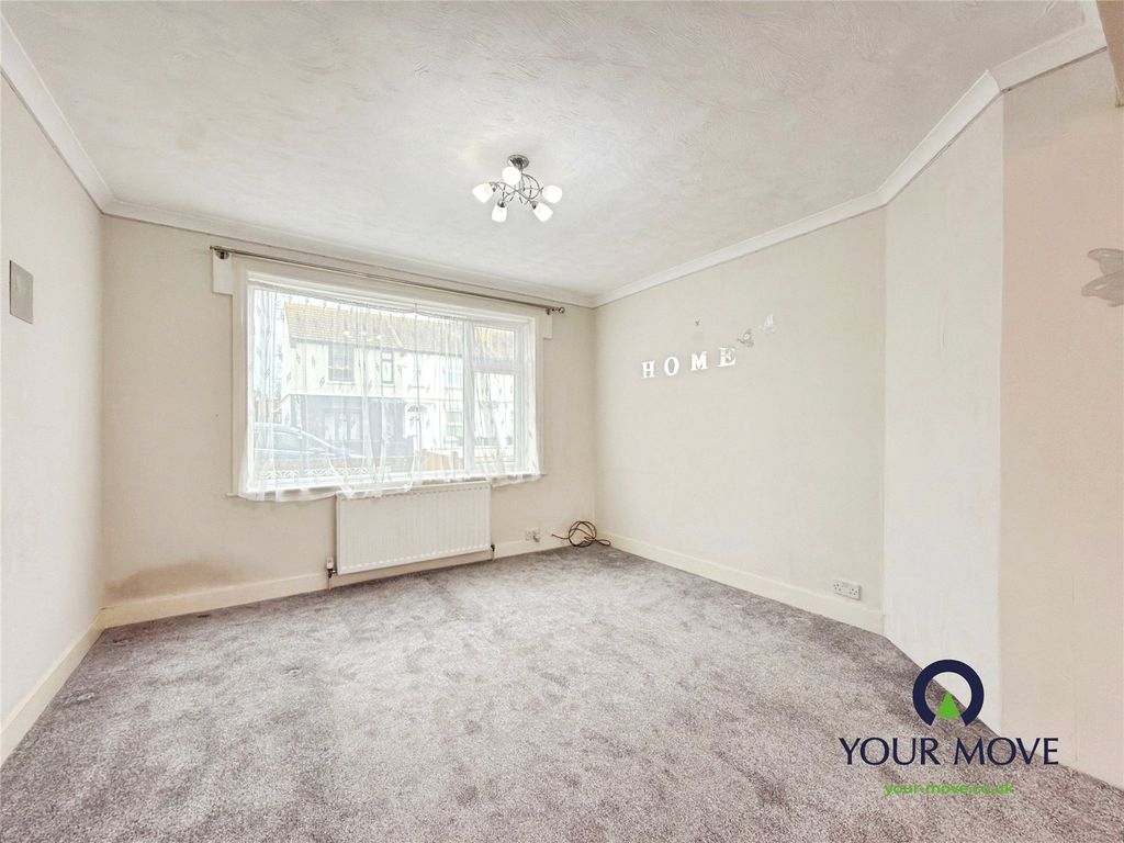 Property photo 3 of 12 Picture No. 23