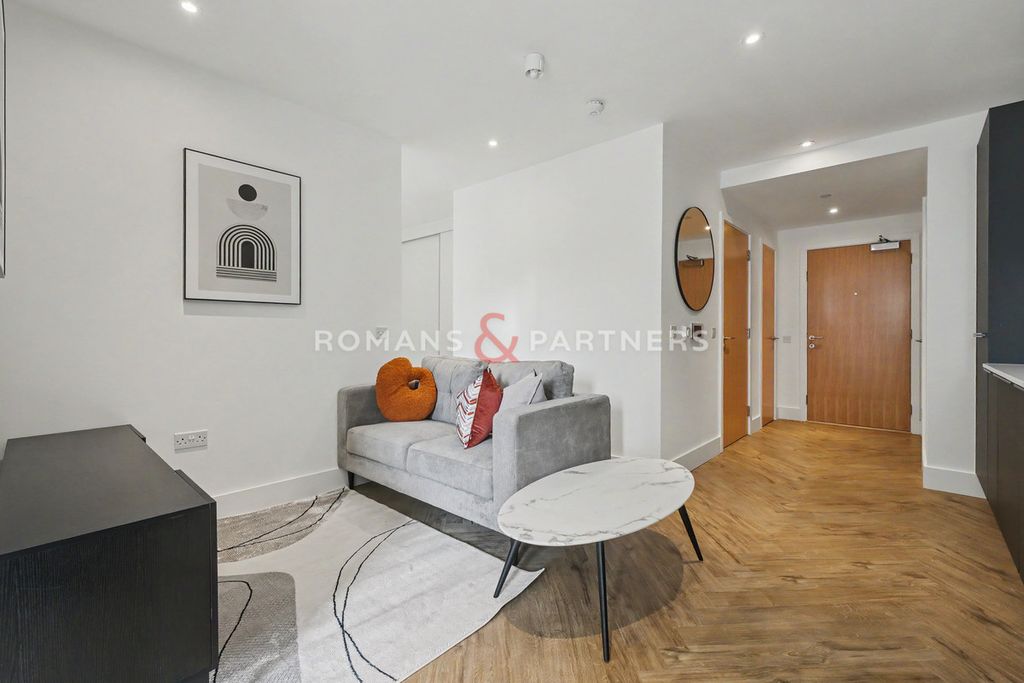 Property photo 2 of 16