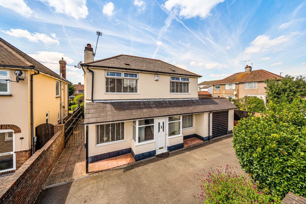 Property photo 2 of 22 5339281