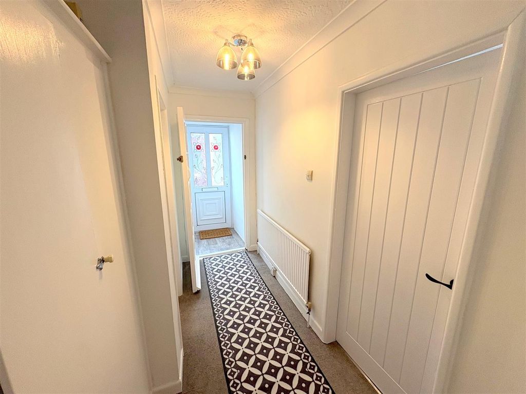 Property photo 3 of 37 Hallway