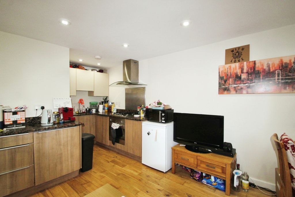 Property photo 3 of 8 59A71A5B-Img_2910
