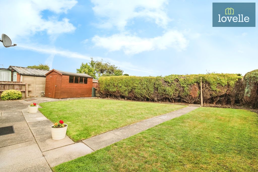 Property photo 2 of 15