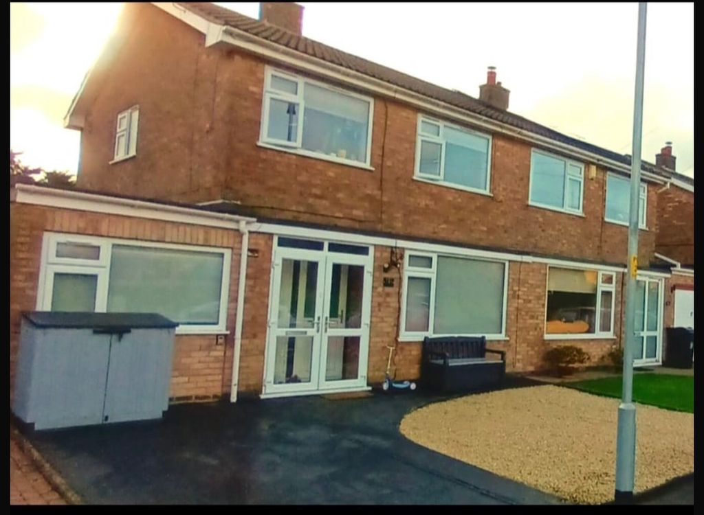 Property photo 1 of 30 Front Aspect