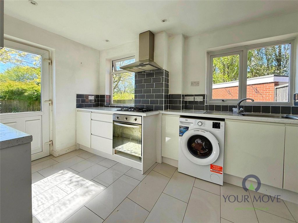 Property photo 3 of 11 Picture No. 23