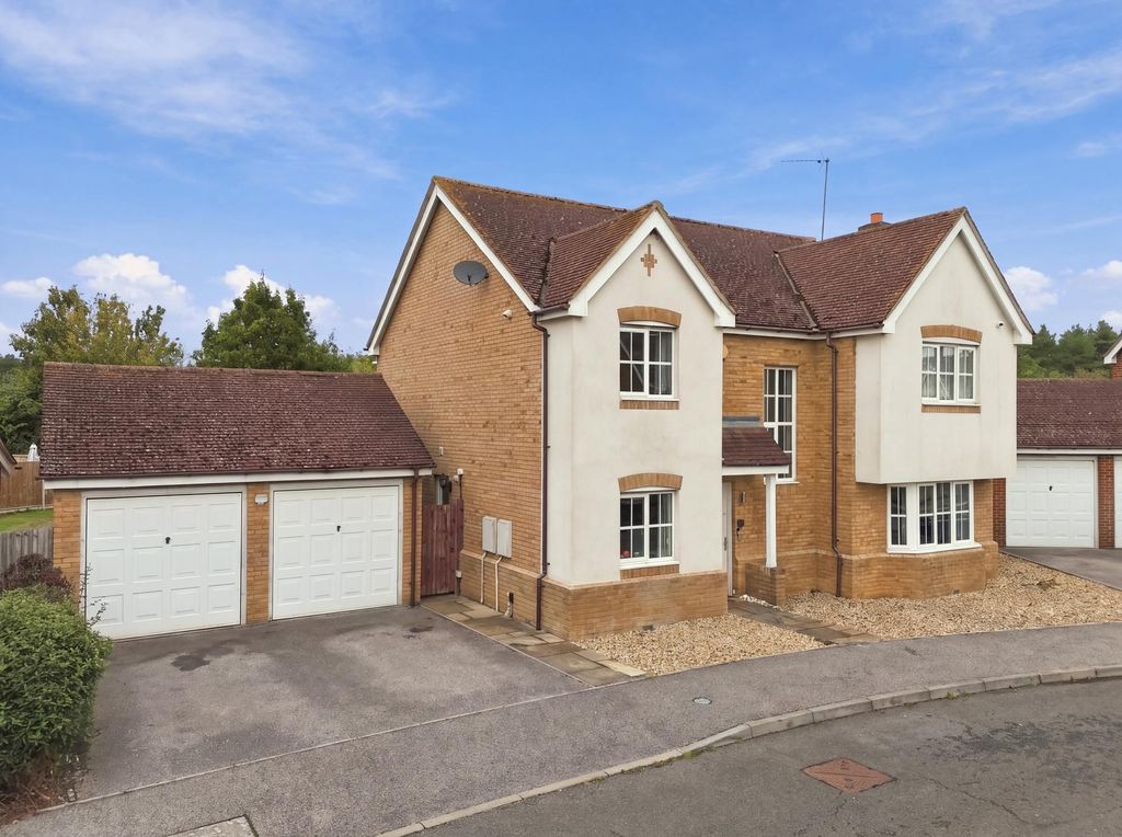 Property photo 1 of 35